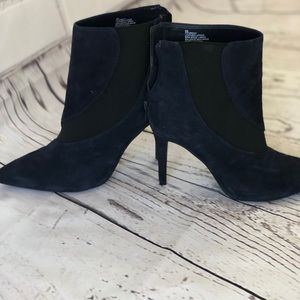 Boots blue/black stripe